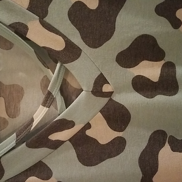 Leopard Print Top - Picture 2 of 7